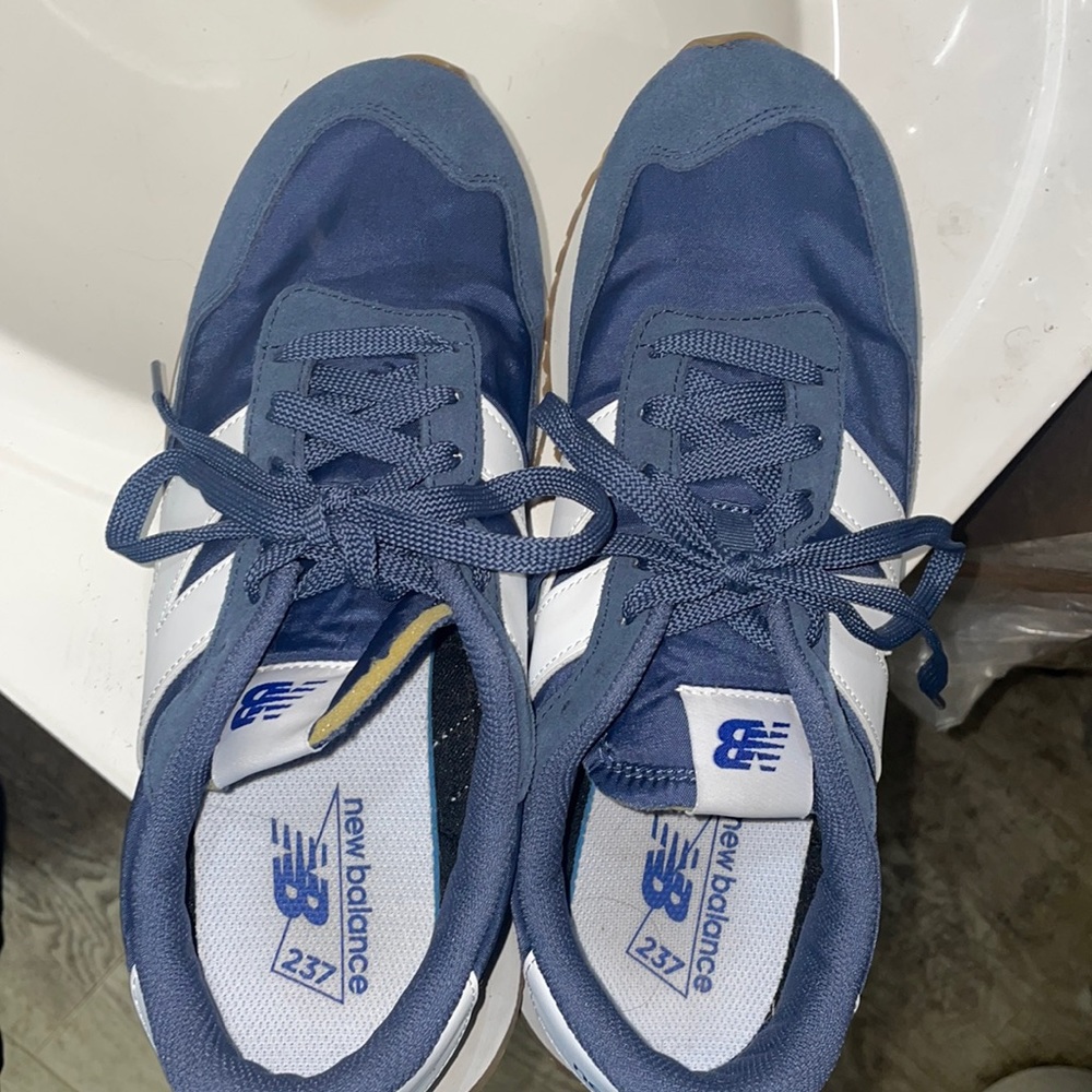 Mens new balance sneaker